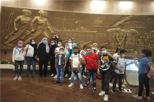  ثقافة القاهرة ينظم رحلة لأطفال الإسمرات في بانوراما أكتوبر