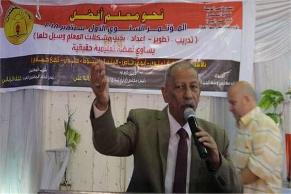 محمد عبدالله الأمين العام لنقابة المعلمين