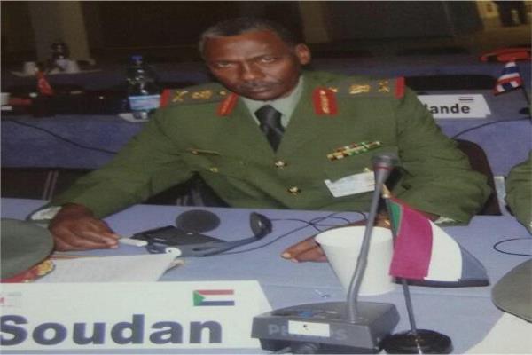 وزير الدفاع السوداني يس إبراهيم يس