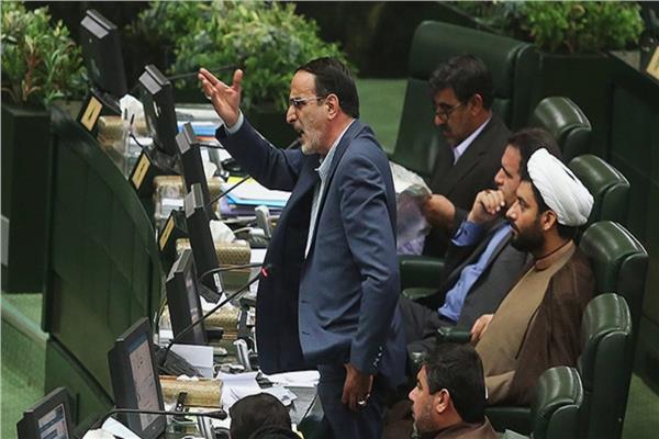 برلماني إيراني للمواطنين: "ظهور المهدي المنتظر سيقضي على الغلاء"