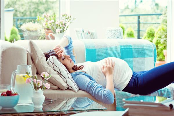 المكسرات أثناء الحمل مهمة لصحة الجنين