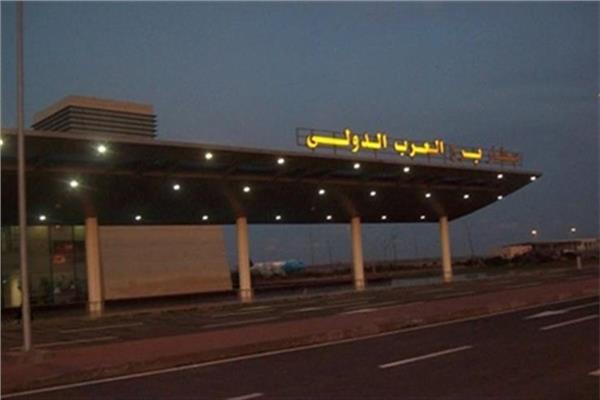 جمارك مطار برج العرب