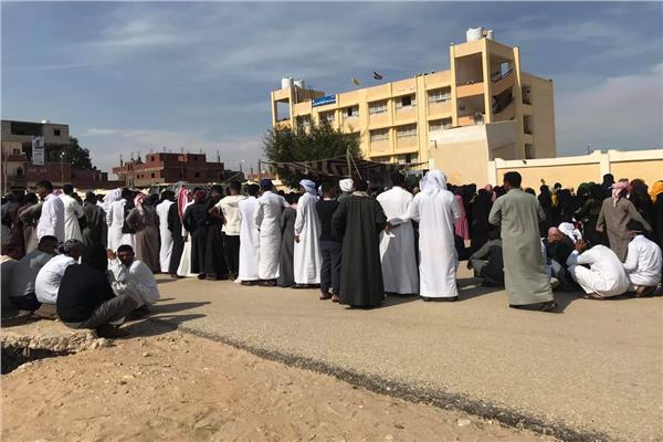 محافظ شمال سيناء يتابع سير انتخابات مجلس النواب
