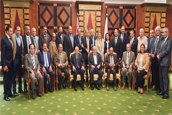 «حماة الوطن» يجتمع بالهيئة البرلمانية بالشيوخ