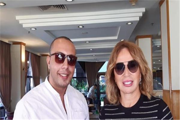 إيناس الدغيدي مع محرر بوابة أخبار اليوم