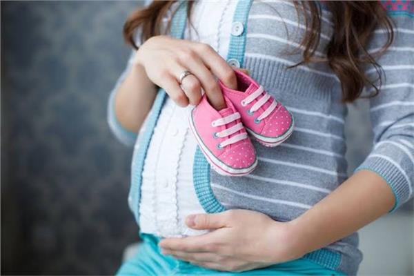  أسباب وأعراض الحمل المبكرة 