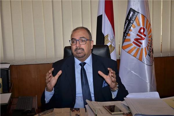 الدكتور علاء زهران رئيس المعهد التخطيط القومي
