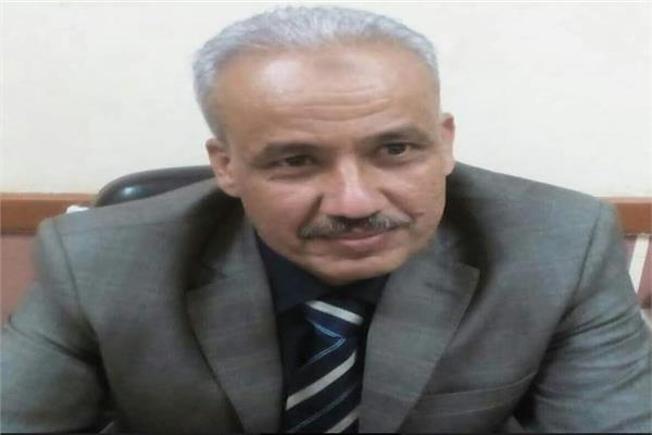 الدكتور عبد اللطيف أحمد عمران - مدير مديرية التربية والتعليم بالأقصر