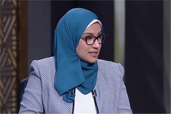 الدكتورة نهي عاصم مستشارة وزيرة الصحة للأبحاث الدوائية