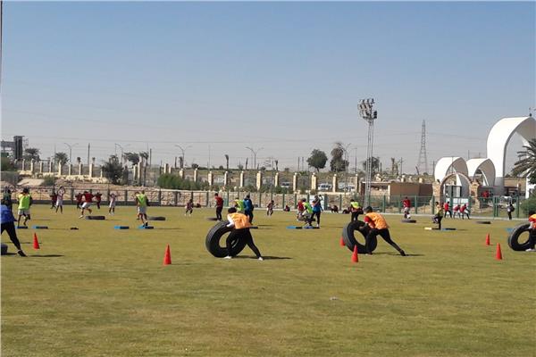 رئيس جامعة أسوان يشهد تدريبات اللياقة البدنية تحت شعار المبادرة الرئاسية «الرياضة أمن قومي»