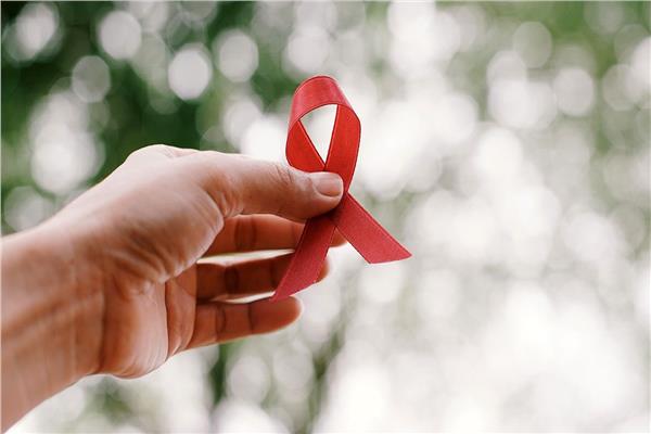 الإيدز يقطع أرحام الأمومة