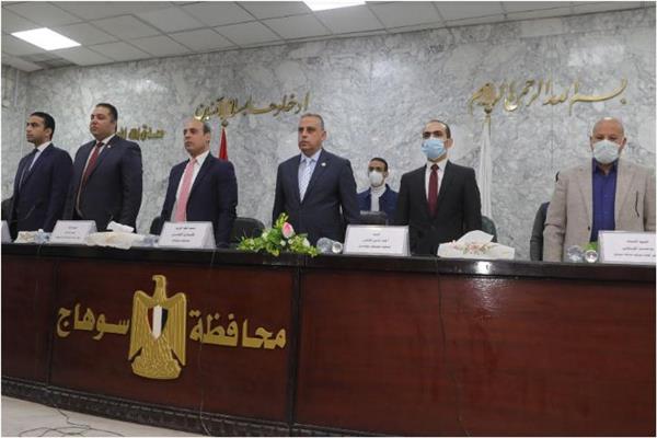 محافظ سوهاج يعقد ندوة بمناسبة اليوم العالمىة لمكافحة الفساد 