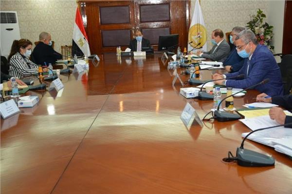 اجتماع وزير التنمية المحلية ورئيس اتحاد الصناعات المصرية 