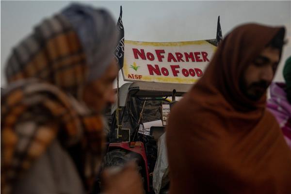 مزارعو الهند يضربون عن الطعام