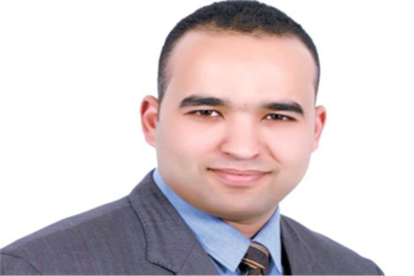 د. السيد على أبو فرحة عضو تنسيقية شباب الأحزاب والسياسيين