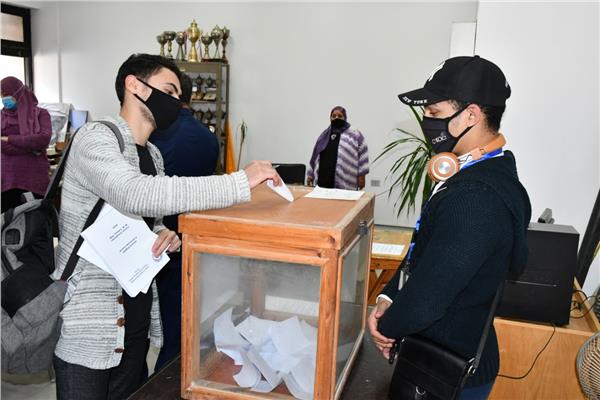 انتخابات طلاب جامعة القناة
