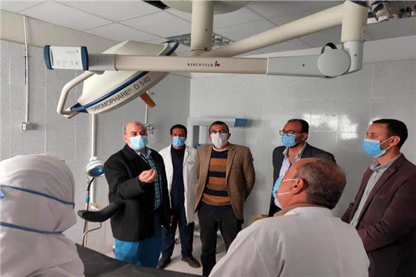 وفد الصحة خلال زيارة مستشفى الشيخ زويد