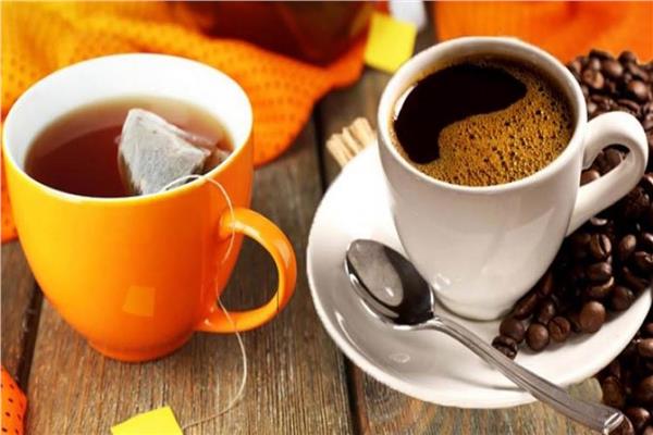 دراسة: تناول القهوة والشاي يوميا يقلل من خطر الوفاة