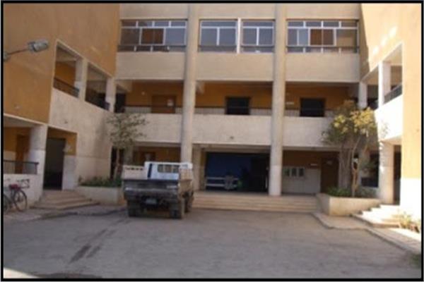 مستشفى التأمين الصحي في بنى مزار
