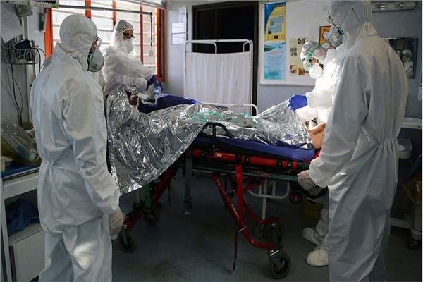 إيطاليا تتخطى حاجز الـ75 ألف وفاة بفيروس كورونا