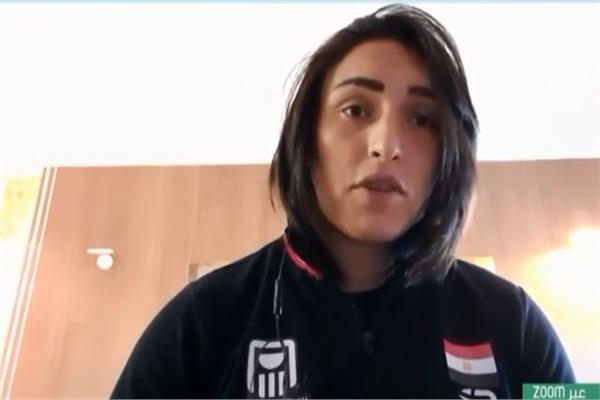 سمر حمزة.. بطلة مصارعة تحتكر منصات التتويج