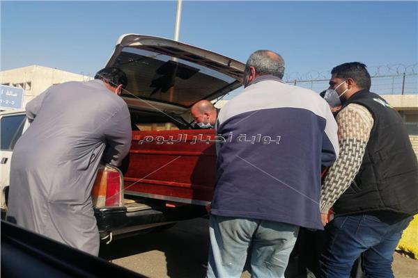 جثامين ضحايا حادث العمرة بالسعودية تغادر مطار القاهرة