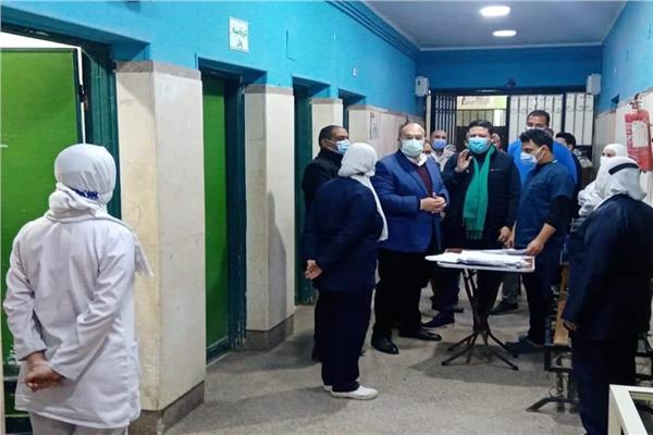 نائب محافظ الجيزة يتفقد مستشفيات أوسيم و الشيخ زايد المركزي