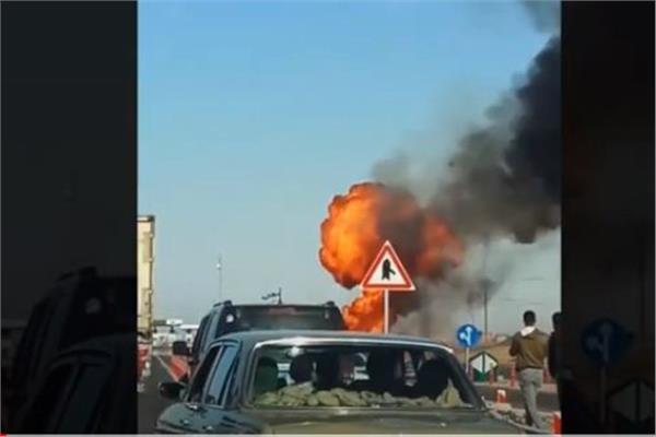  لحظة انفجار سيارة محملة بإسطوانات بوتاجاز 