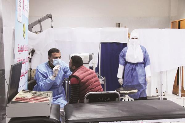 توقيع الكشف الطبى على المواطنين بشمال سيناء