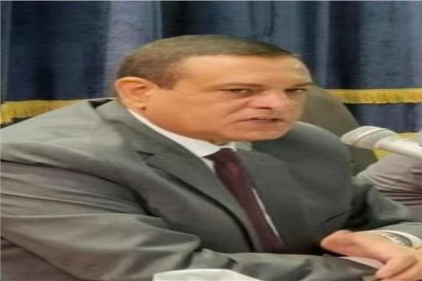 ياسر محمود وكيل وزارة التربية والتعليم 