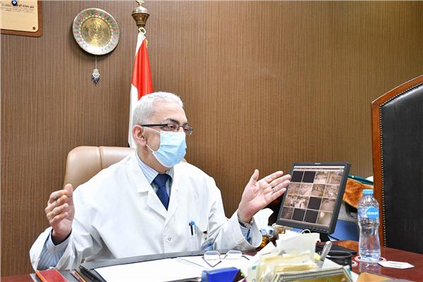 مدير مستشفى عزل هليوبولس يتحدث لـلأخبار  تصوير: ‬طارق‭ ‬إبراهيم - ‬أحمد‭ ‬حسن