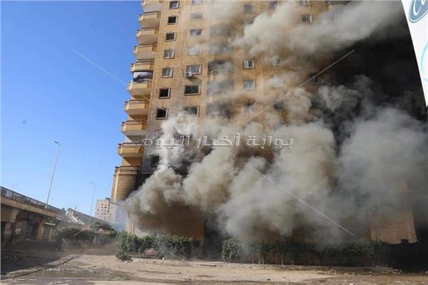 موقع حريق مخزن للأحذية بعقار بكرداسة أمام سلم الدائري حي الهرم