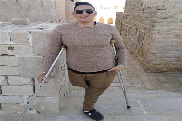 حسام حواش بطل من ذهب هزم الإعاقة والتنمر