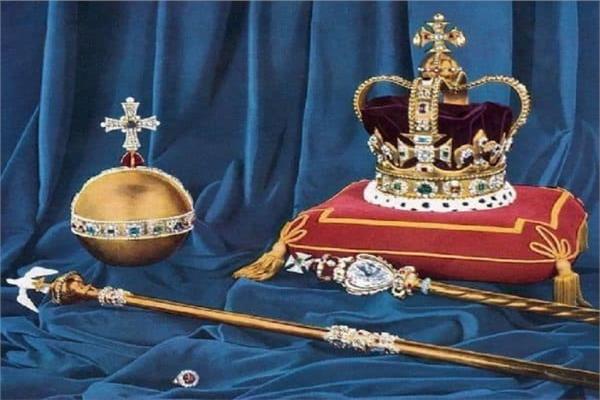 مجوهرات ملوك بريطانيا
