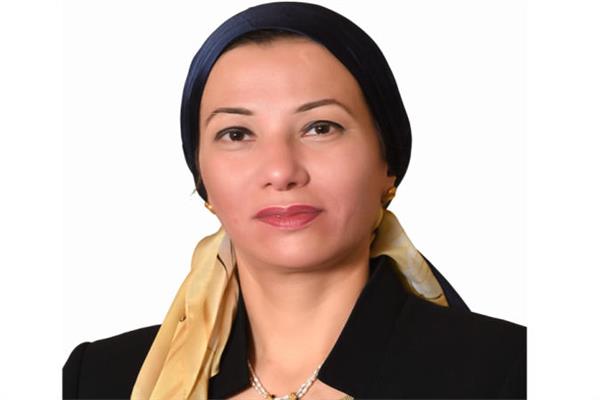 الدكتوره ياسمين فؤاد وزيرة البيئة 
