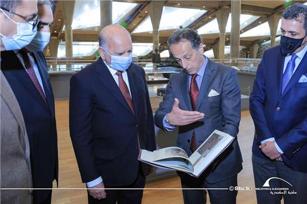 وزير خارجية العراق فى ضيافة مكتبة الإسكندرية