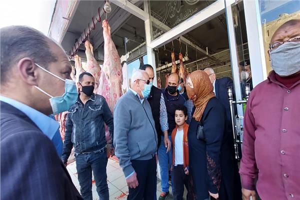 محافظ بورسعيد يتفقد منافذ اللحوم 