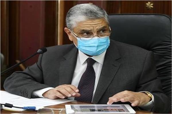  وزير الكهرباء والطاقة المتجددة د.محمد شاكر