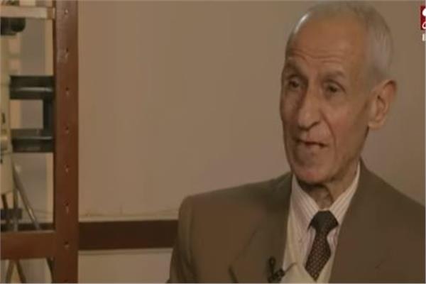 الدكتور محمد عبدالفتاح، طبيب الغلابة الجديد
