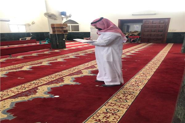 السعودية تباشرغلاق 6 مساجد 