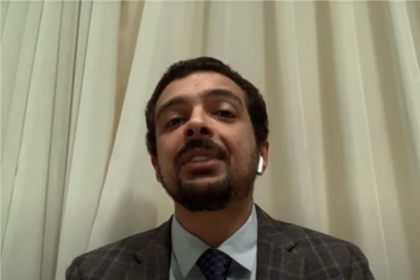 الدكتور محمد خورشيد، استشاري الجهاز الهضمي بطب القصر العيني