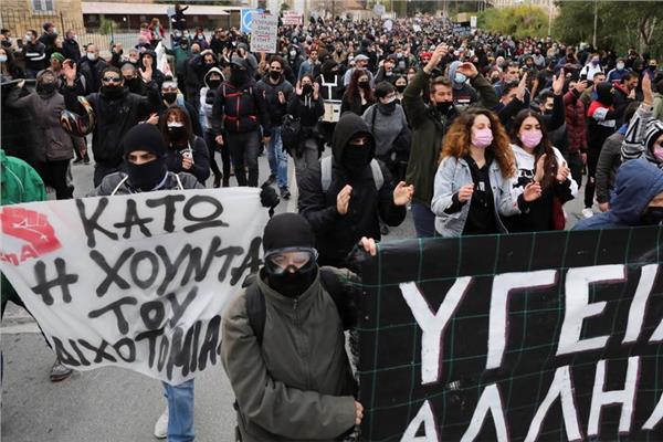 الآلاف يتظاهرون في قبرص احتجاجاً على قيود كورونا