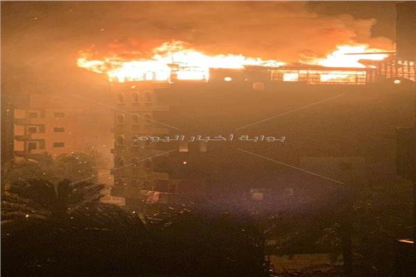 حريق هائل في عقار بمحافظة دمياط 