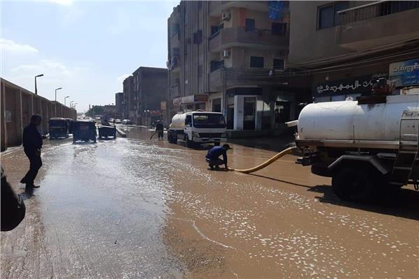صور | استمرار أعمال رفع تجمعات مياه الأمطار في البدرشين