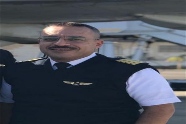 الطيار محمود سعد، قائد الرحلة التي نقلت بعثة الزمالك للسنغال