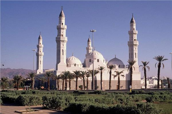مسجد قباء  أول مسجد بُني في الإسلام شيده الرسول