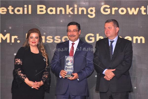 بنك التعمير والإسكان يحصد جائزتين في احتفالية قمة مصر للأفضل 2020 