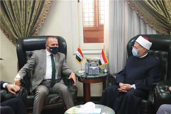 دعوة رسمية لمفتي الجمهورية لزيارة العراق من رئيس الوقف السني العراقي