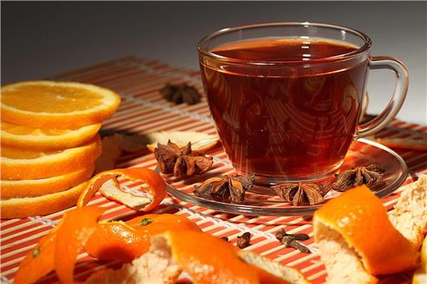 فوائد اضافة قشر البرتقال للشاي