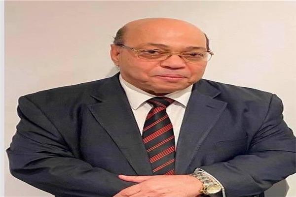دكتور شاكر عبد الحميد وزير الثقافة الأسبق